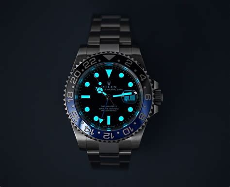 rolex glow in the dark|rolex luminous material.